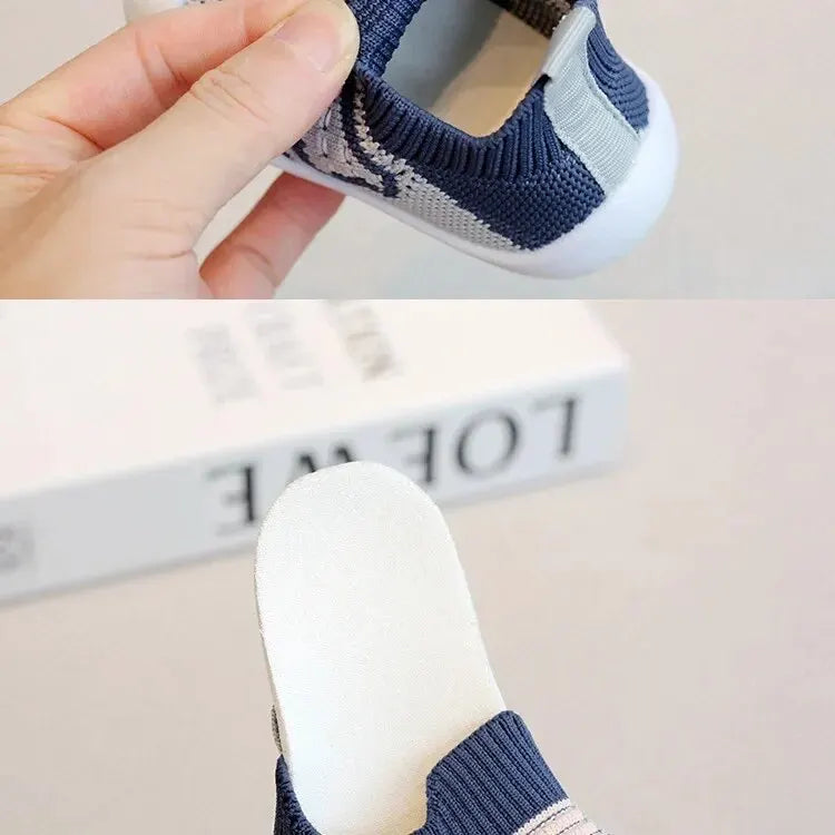 Sapatos de caminhada para bebês com sola macia e antiderrapantes